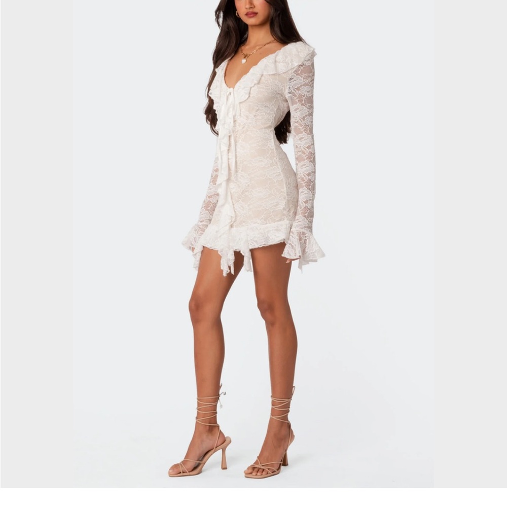 Elegant White Lace Dress